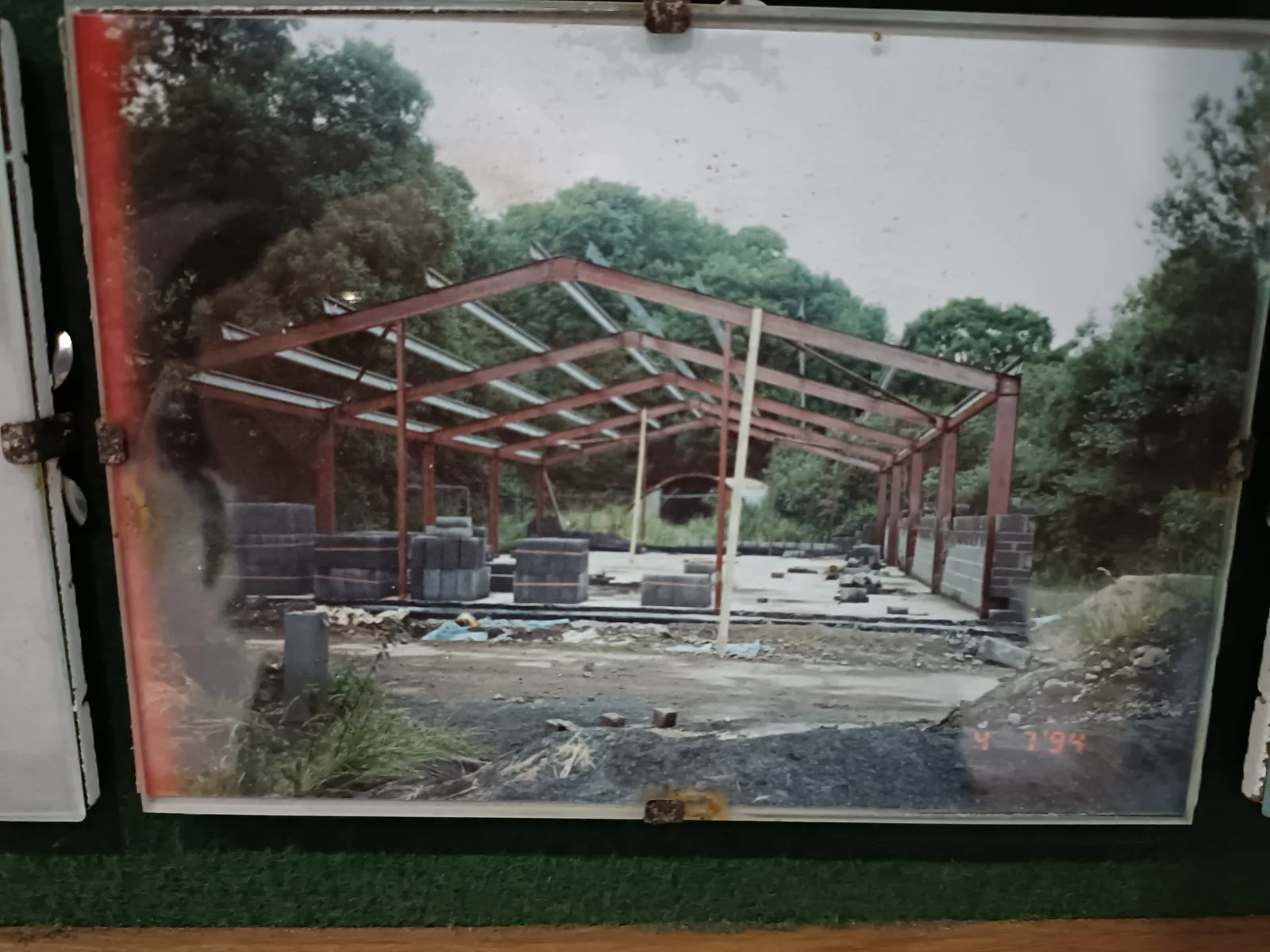 An archive photograph of the hut under construction
